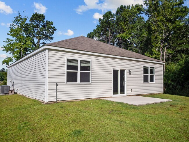 Building Photo - 697 Morris Landing Rd