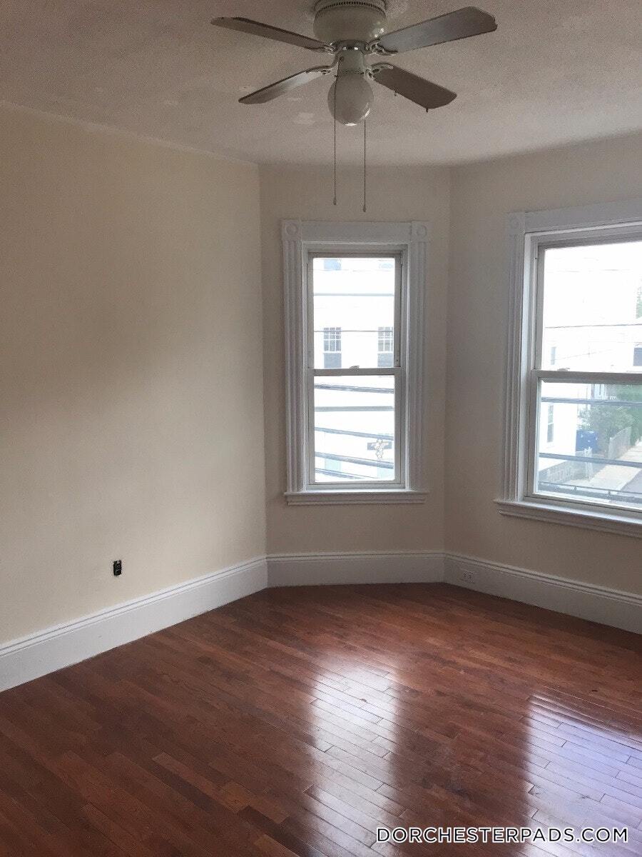 Building Photo - 45 Crescent Ave