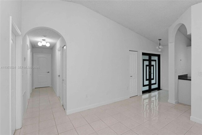 Building Photo - 21049 SW 118th Ave