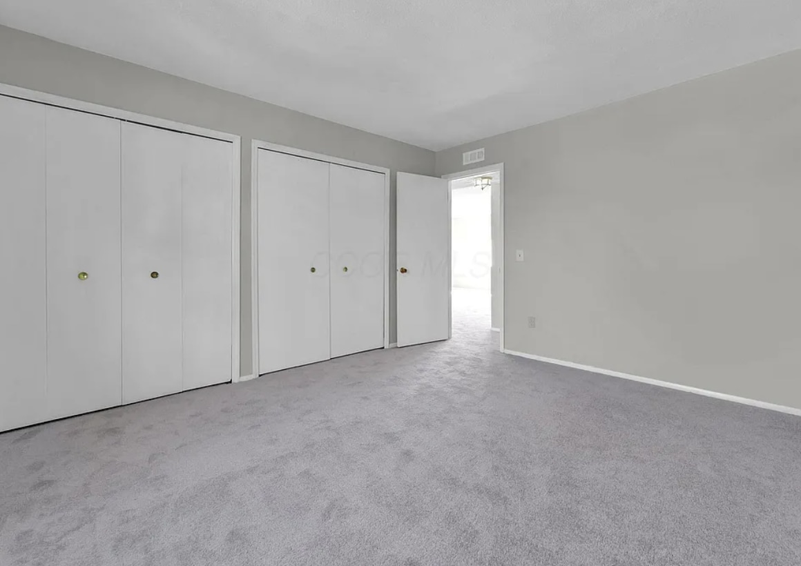 Building Photo - 652 Olde Towne Ave