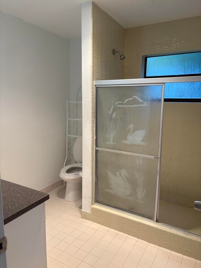 Building Photo - 6269 Woodbury Rd