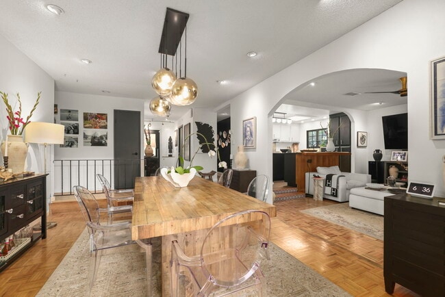 Building Photo - 4763 Golden Rd