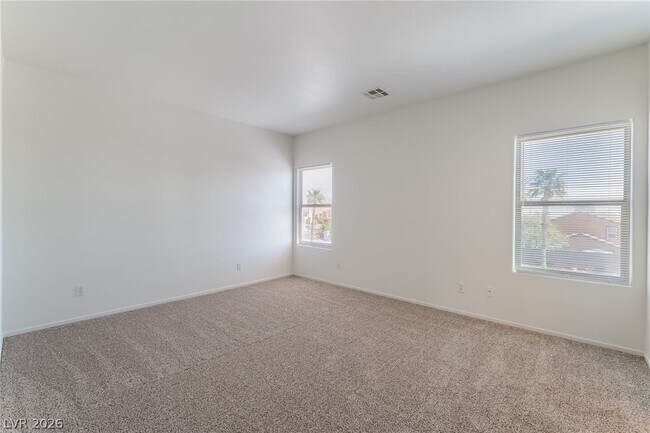 Building Photo - 6758 Lincoln Wood St