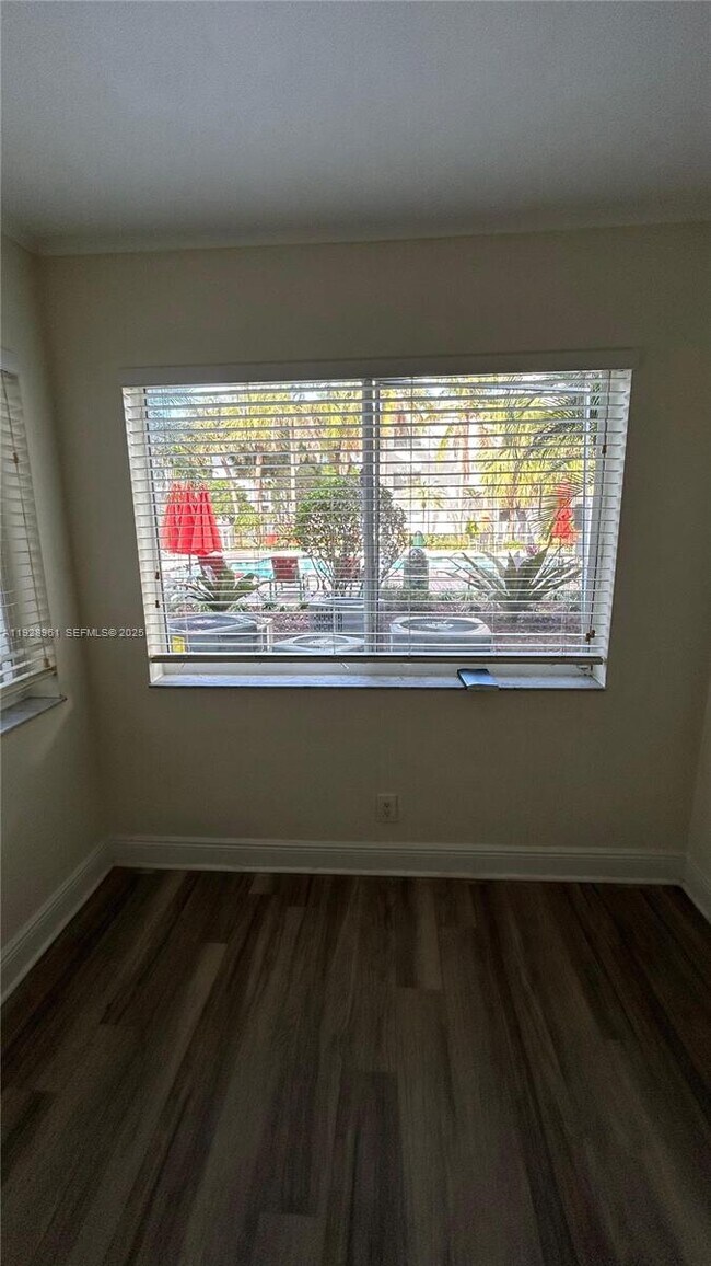 Building Photo - 5686 Rock Island Rd