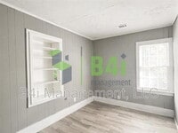 Building Photo - 119 Chandler Cir SE