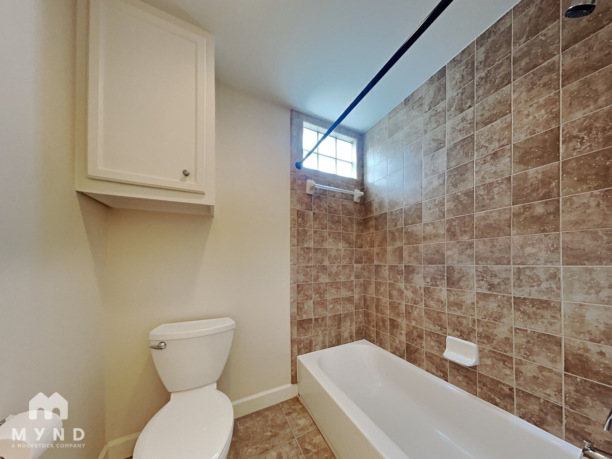 Building Photo - 648 Westcross St