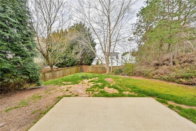 Building Photo - 145 Sessingham Ln
