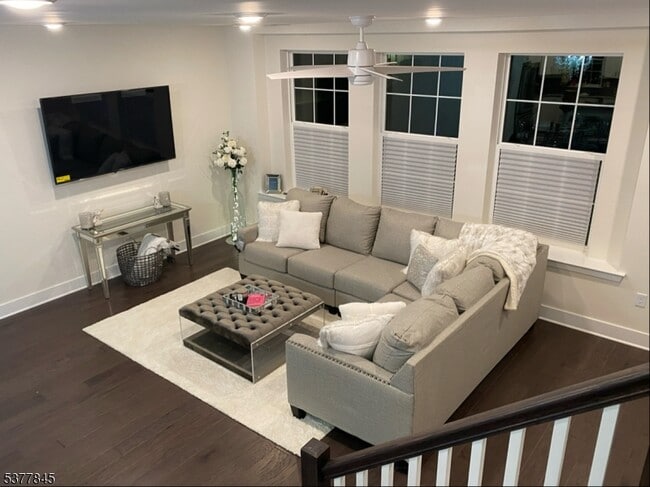 Building Photo - 24 Colgate Dr