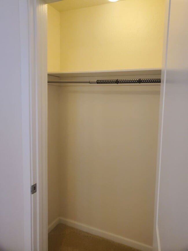 Building Photo - 2 br, 1 bath House - 825 Dr ML King Way