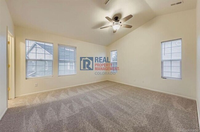 Building Photo - 12740 Jasmine St