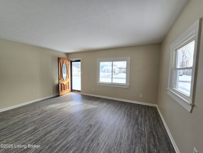 Building Photo - 214 Alpha Ave