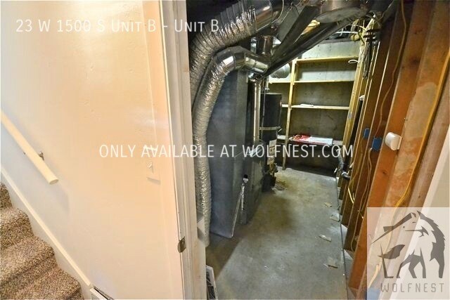 Building Photo - No Security Deposit Option! Incredible 3 B...