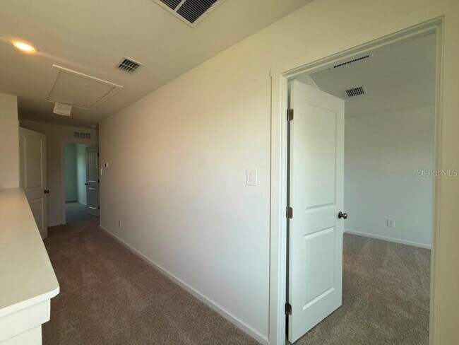 Building Photo - 2428 Bevel Ln