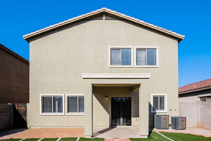 Building Photo - 16043 N 168th Ave