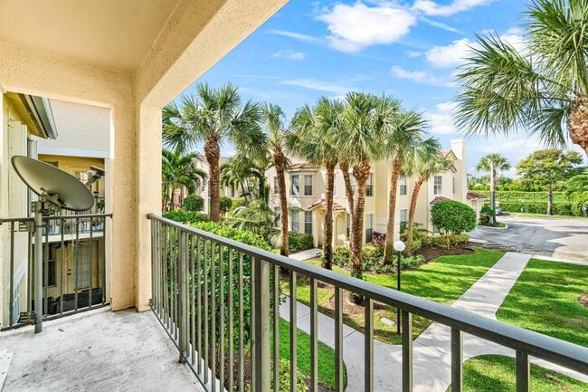 Building Photo - 1503 Belmont Pl