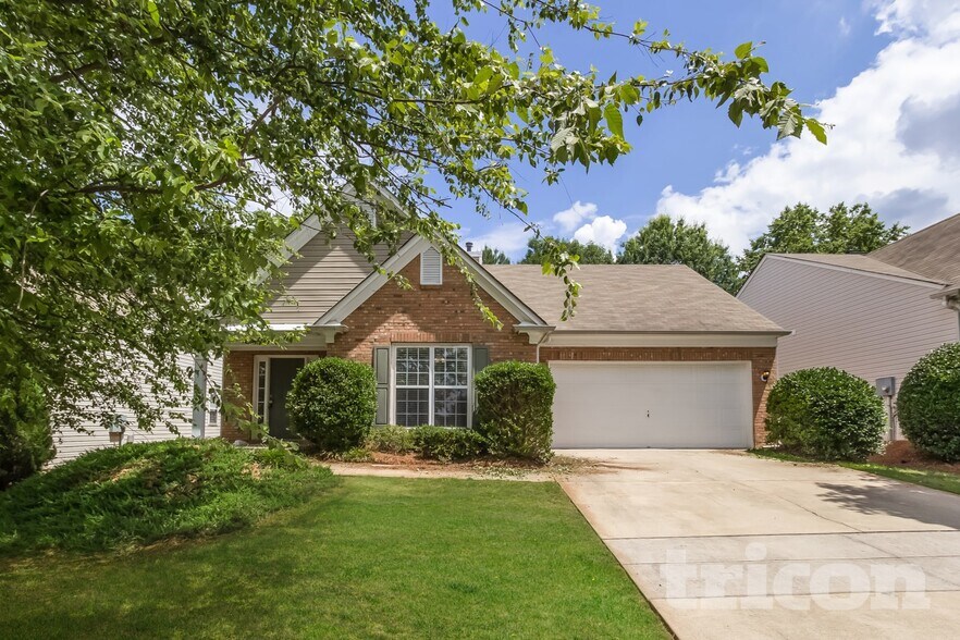 Primary Photo - 6610 Waveland Dr