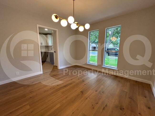 Building Photo - 608 High Meadow Dr