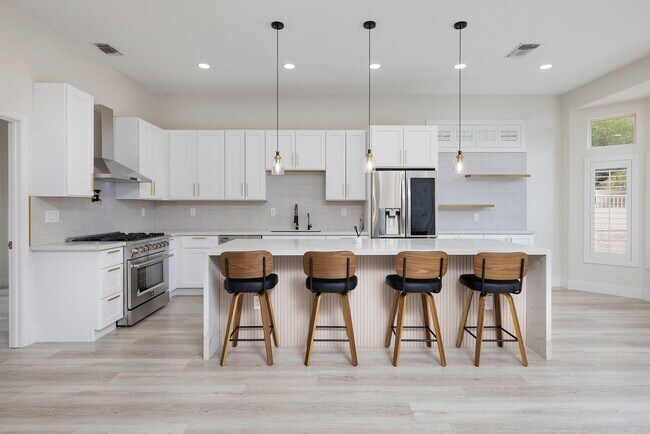 Building Photo - Highly Upgraded 55 + Community in Summerlin