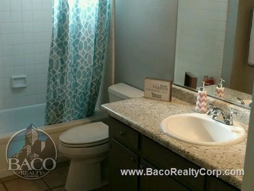 Building Photo - Villa East Apartments