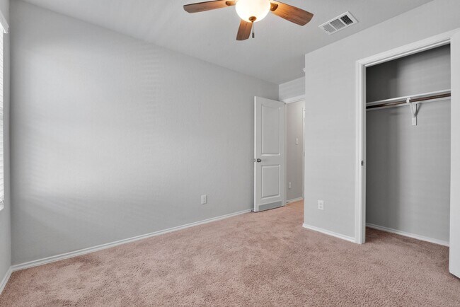 Building Photo - Cozy 3 Bed 2 Bath Home in Waterford Park