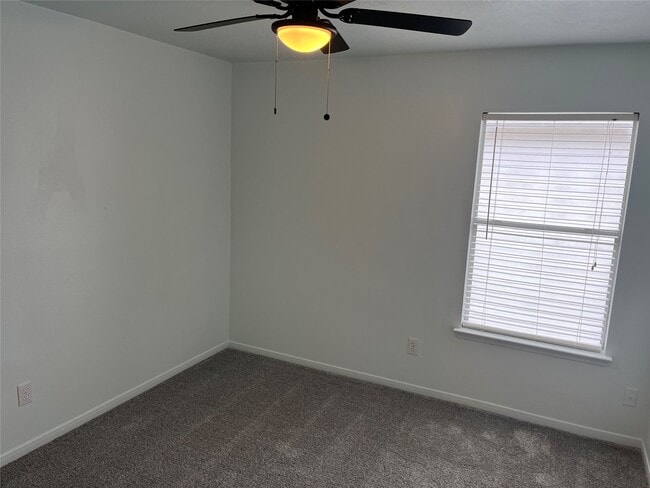 Building Photo - 911 Chapwood Ct