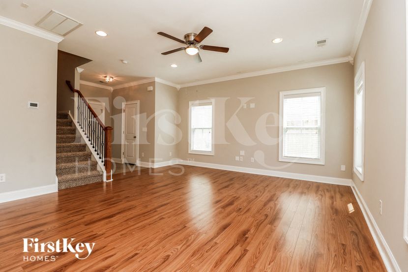 Building Photo - 3851 Annapolis Way