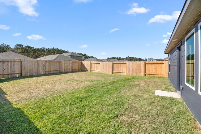 Building Photo - 31433 Moore Rd