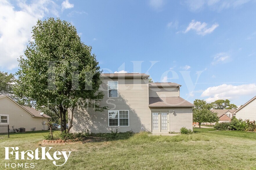Building Photo - 4915 Aquaduct Dr