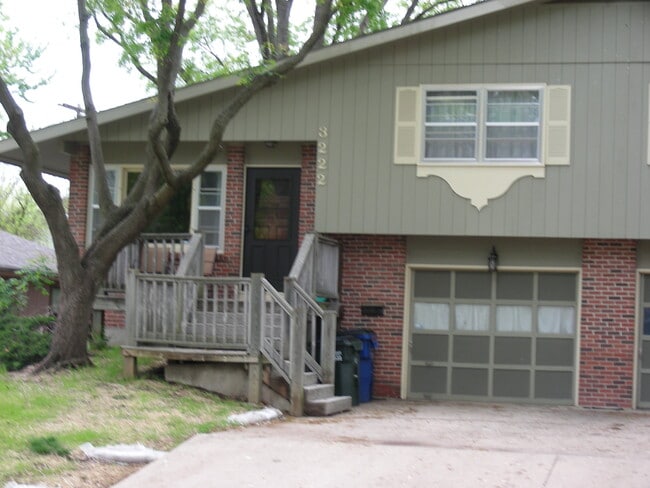 Primary Photo - 3222 Cardinal Dr