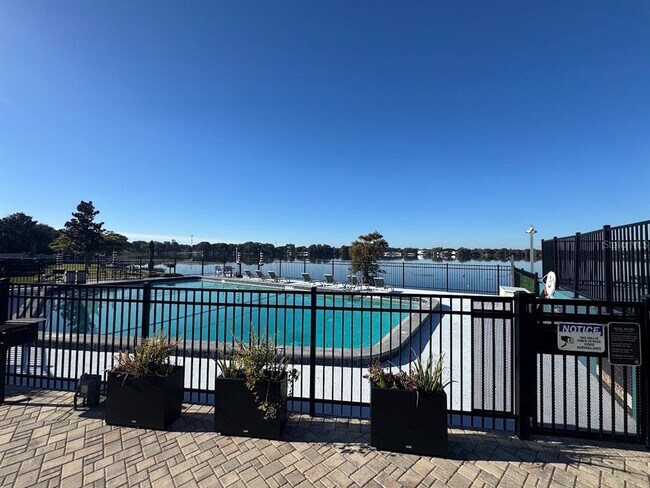 Building Photo - 151 N Orlando Ave