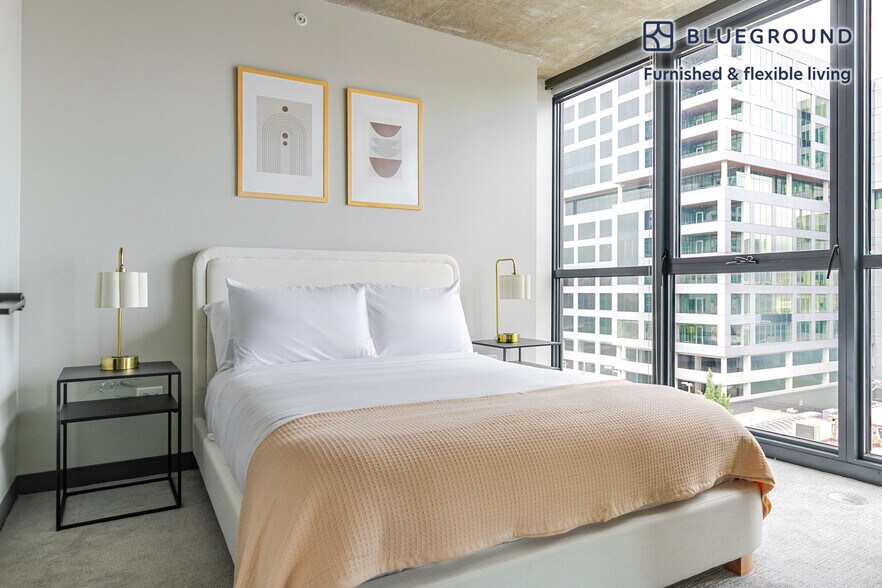 Building Photo - 180 N Ada St