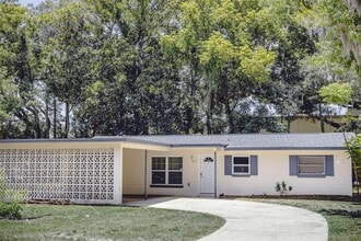 Building Photo - 307 Seminole Ave