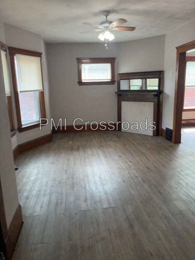 Building Photo - 1388 W 91st St