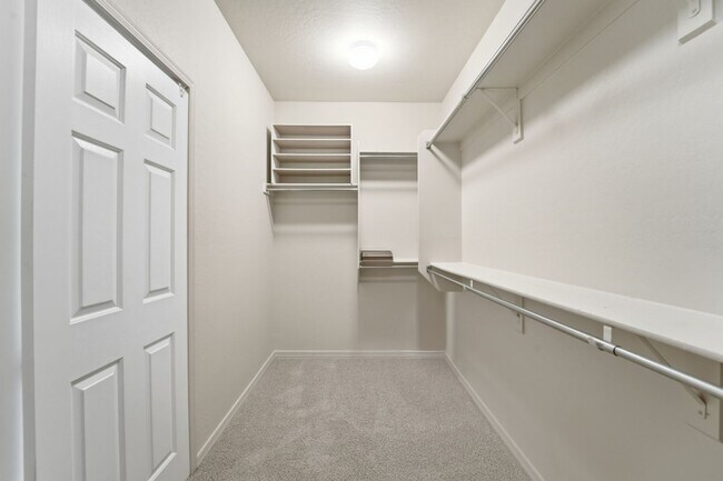 Building Photo - Spacious 3-Bedroom + Loft Home with Mounta...