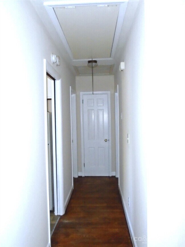 Building Photo - 4227 Walker Rd