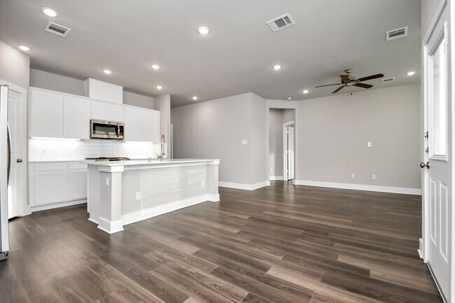 Building Photo - Beech