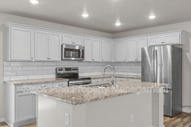 Building Photo - 7684 S Seabreeze Way