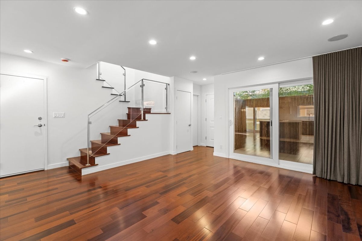 Building Photo - 1238 18th St