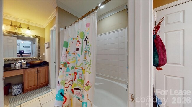 Building Photo - 10924 Alderbrook Ln