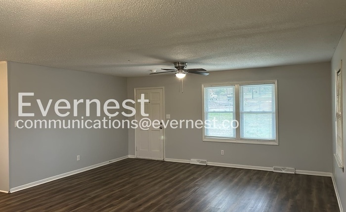 Building Photo - 4026 Angus Dr