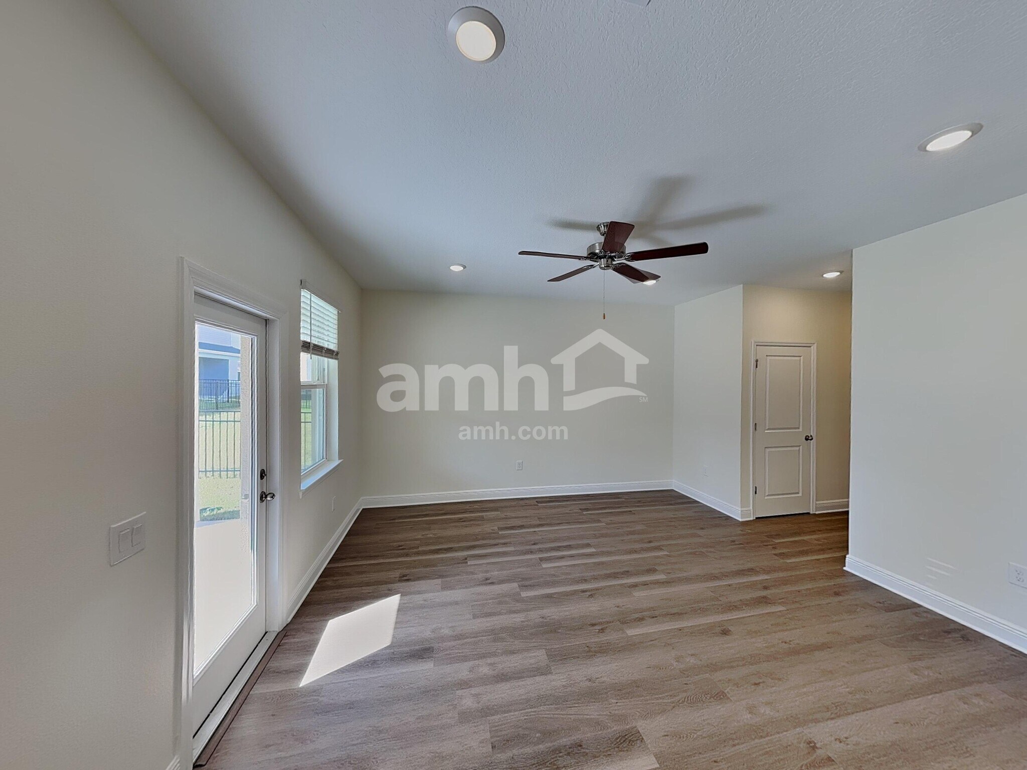 Building Photo - 5969 Sycamore Pl St