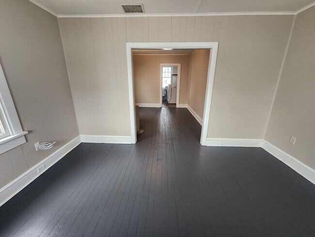 Building Photo - 372-374 Tolbert Ave