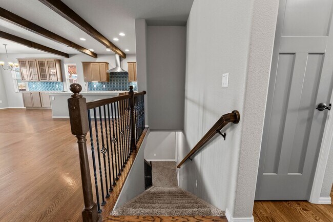 Building Photo - Beautifully Updated 4-Bedroom Home with Op...