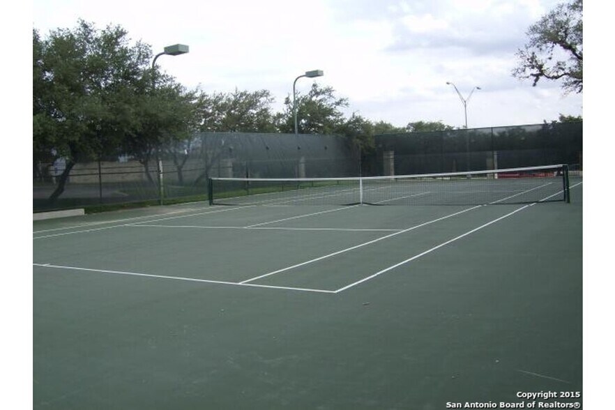 Building Photo - 9835 Ramblin River Dr