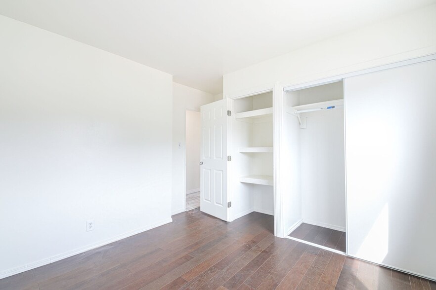 Building Photo - 248 E Norton St