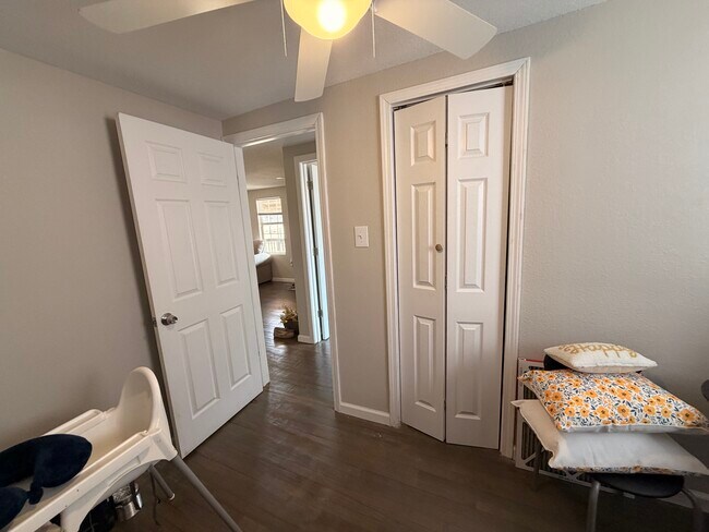 Building Photo - 4917 Andersonville Hwy