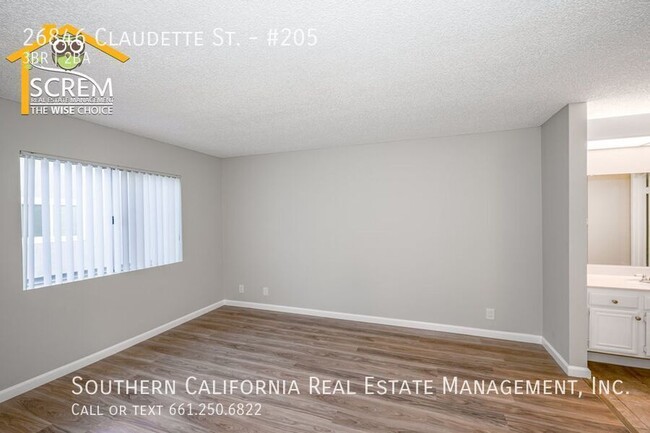 Building Photo - Updated Three Bedroom Condo in Santa Clarita