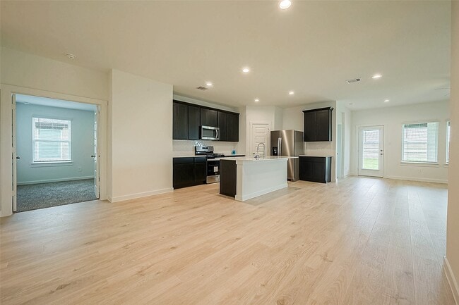 Building Photo - 4210 Harvest Creek Cr