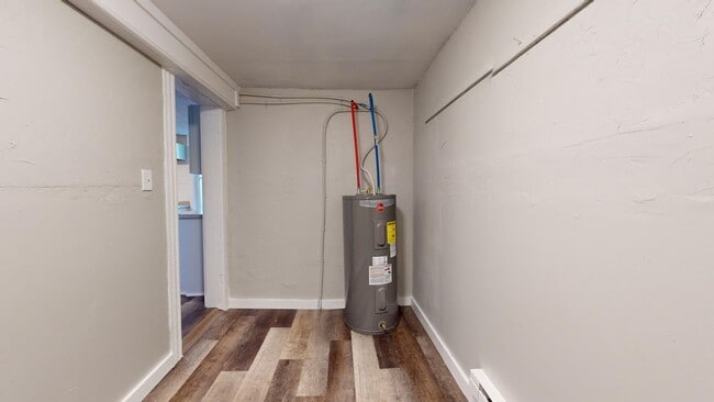 Building Photo - Clark / Fulton Area - 4 Bedrooms - Single ...