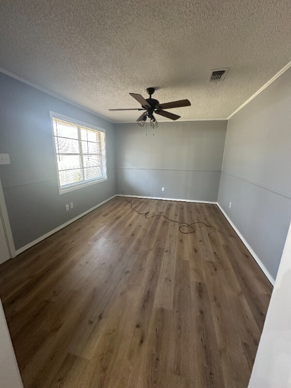 Primary Photo - 202 Holly Ridge Dr